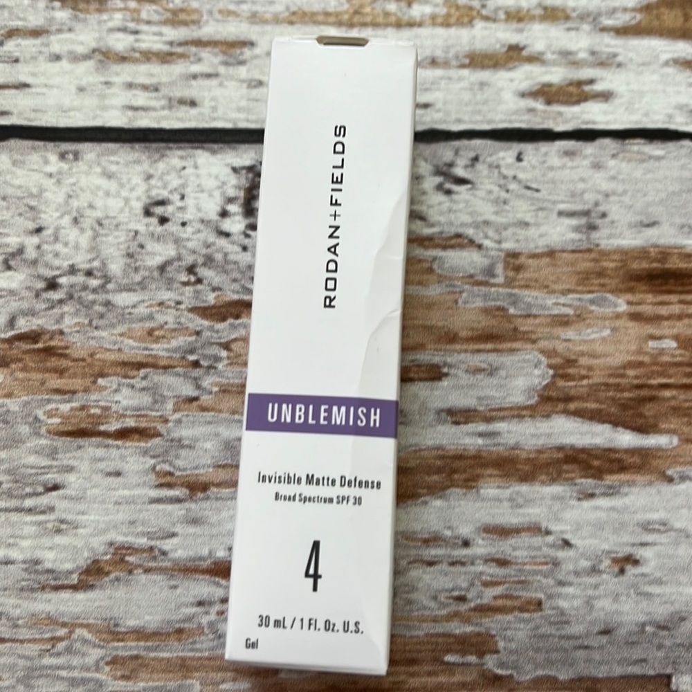 Rodan + Fields Step 4 Unblemish SPF 30 NEW in Box Exp. 8/2023